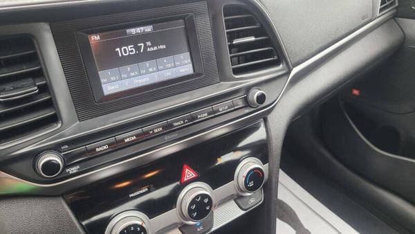 Thumbnail of 2019 HYUNDAI Elantra